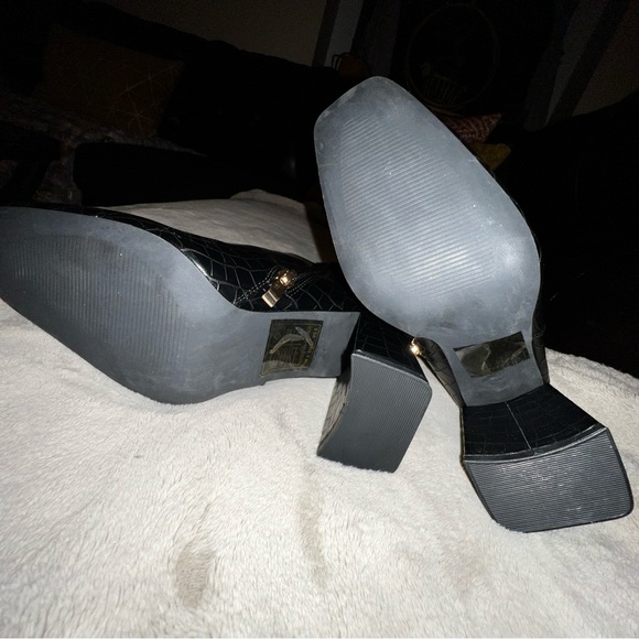 Faux Crocodile Skin Booties - Picture 3 of 7